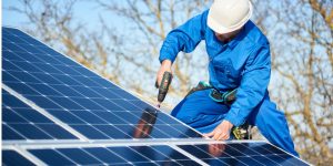 Installation Maintenance Panneaux Solaires Photovoltaïques à Calviac